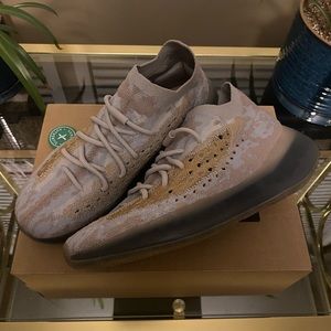 Adidas Yeezy Boost 380 Pepper size 9.5